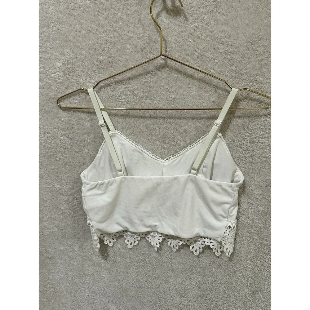 Mudd Y2K Bralette Size Medium White Floral Lace Removable Pads‎ Feminine